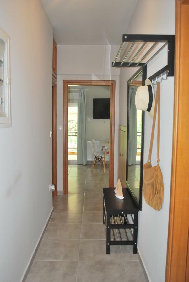 Cornelia Apartment Palaiontsiflikion Exterior foto