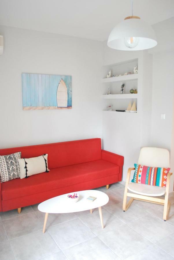 Cornelia Apartment Palaiontsiflikion Exterior foto